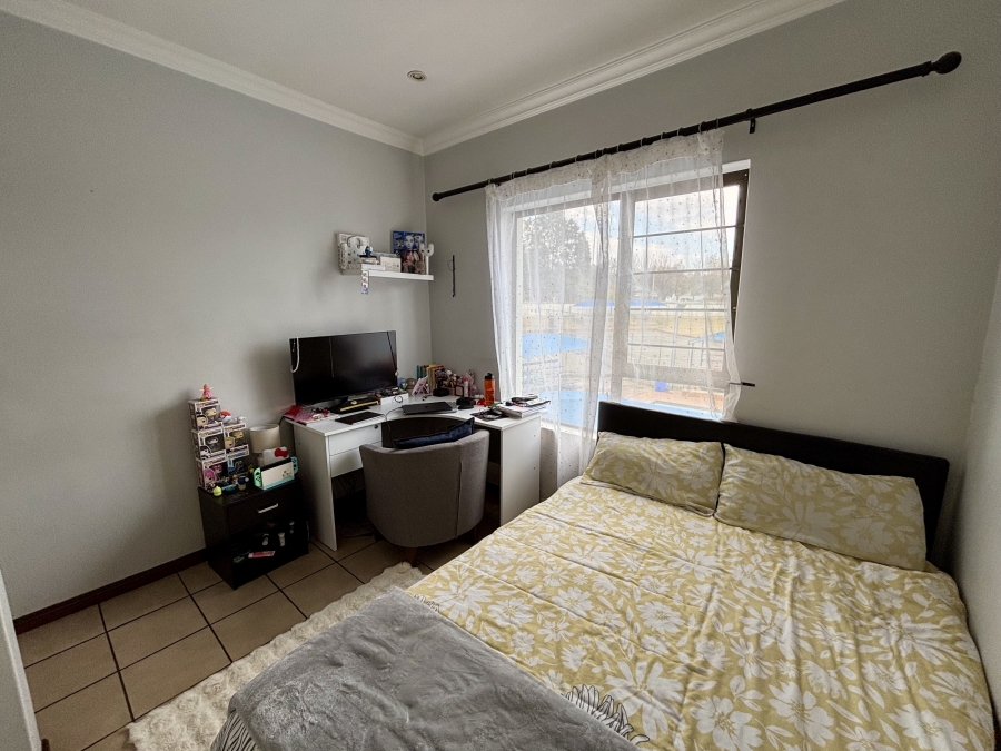 To Let 3 Bedroom Property for Rent in Northcliff Gauteng