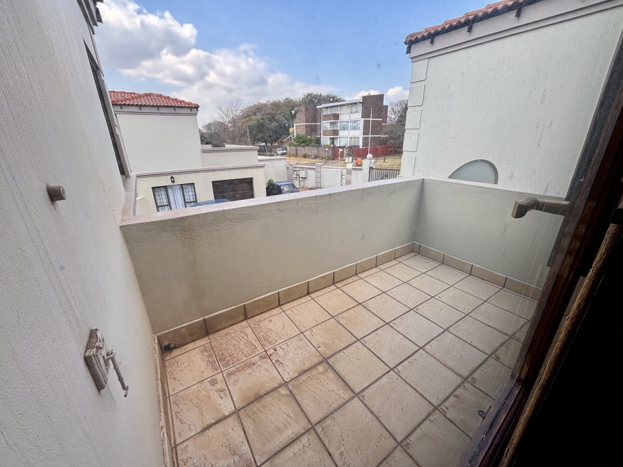 To Let 3 Bedroom Property for Rent in Northcliff Gauteng