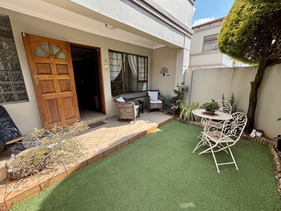 To Let 3 Bedroom Property for Rent in Northcliff Gauteng