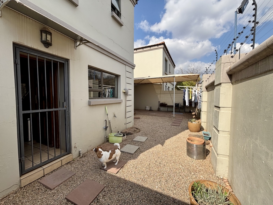 To Let 3 Bedroom Property for Rent in Northcliff Gauteng