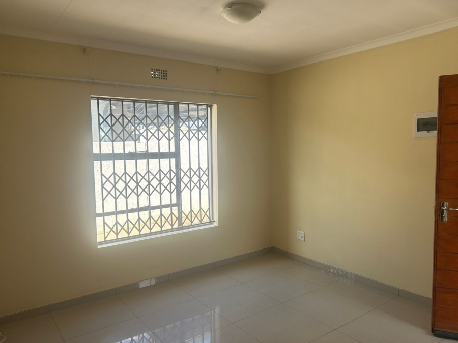 To Let 3 Bedroom Property for Rent in Riverside View Gauteng