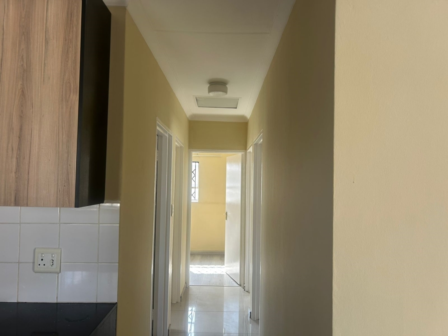 To Let 3 Bedroom Property for Rent in Riverside View Gauteng