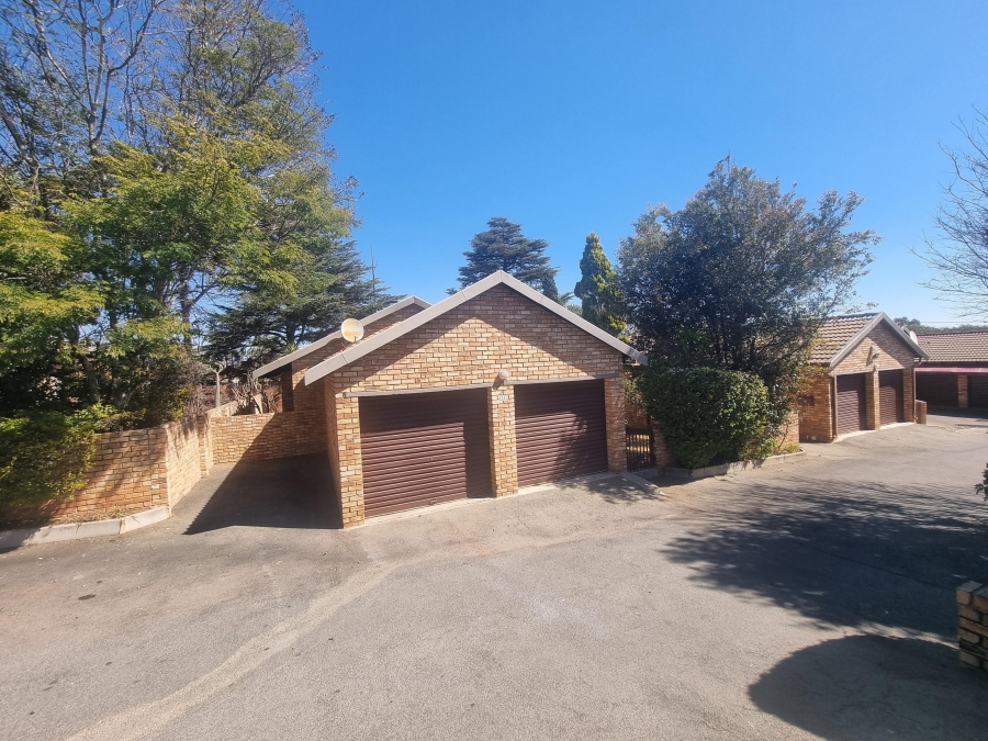 To Let 2 Bedroom Property for Rent in Honeydew Ridge Gauteng