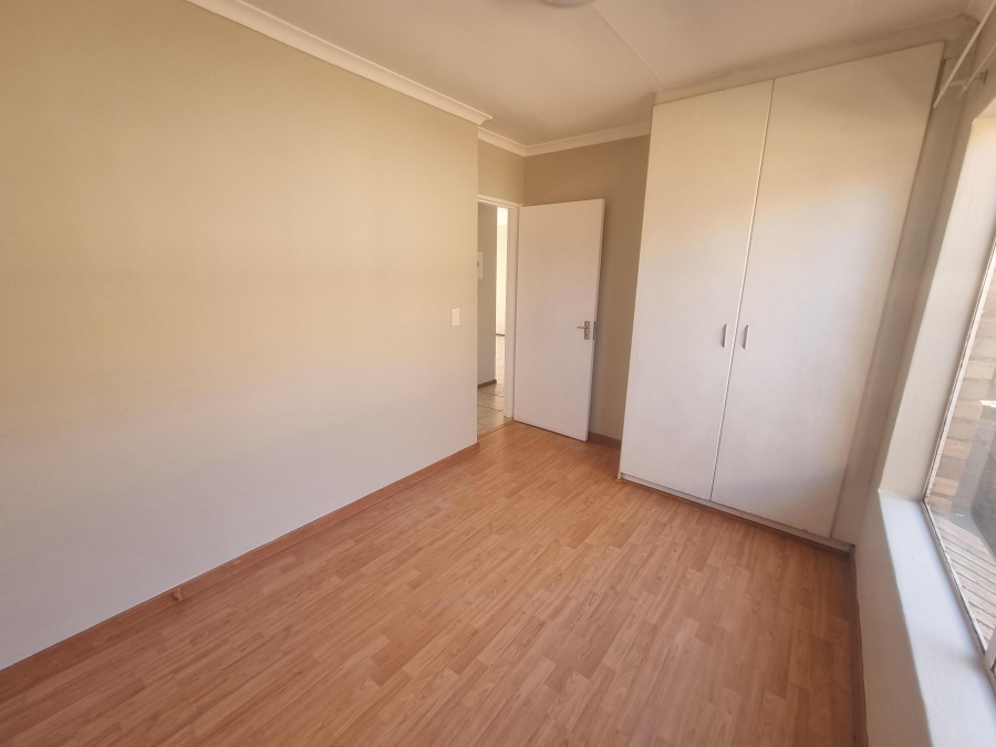 To Let 2 Bedroom Property for Rent in Honeydew Ridge Gauteng