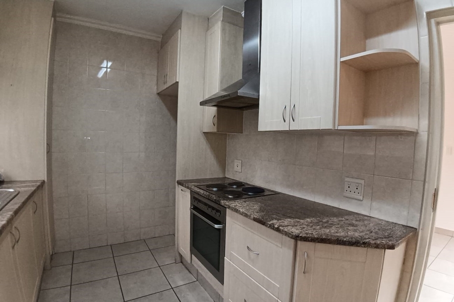 To Let 2 Bedroom Property for Rent in Paulshof Gauteng