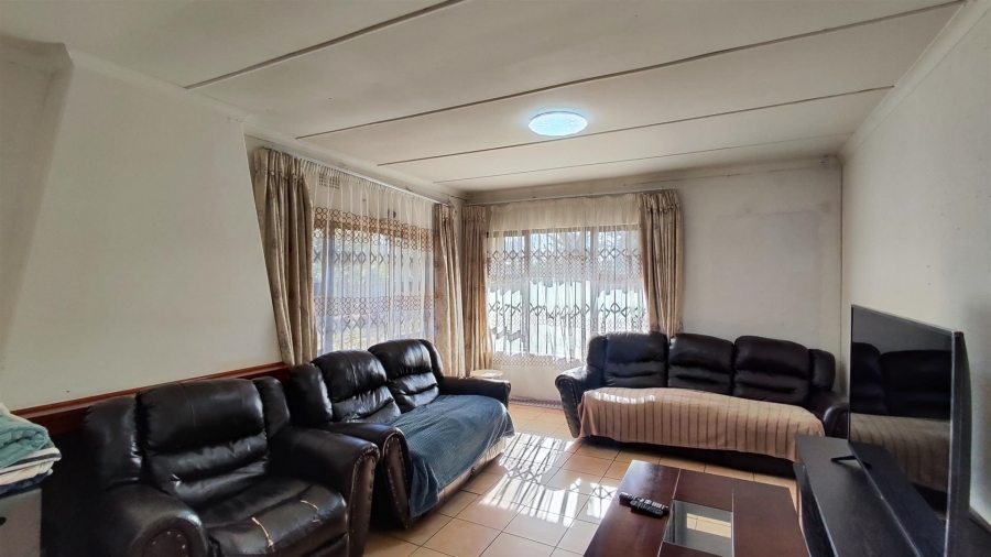 4 Bedroom Property for Sale in Birch Acres Gauteng