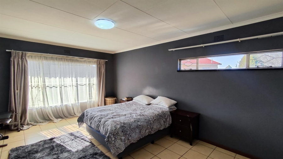 4 Bedroom Property for Sale in Birch Acres Gauteng