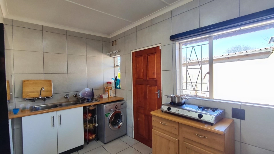 4 Bedroom Property for Sale in Birch Acres Gauteng