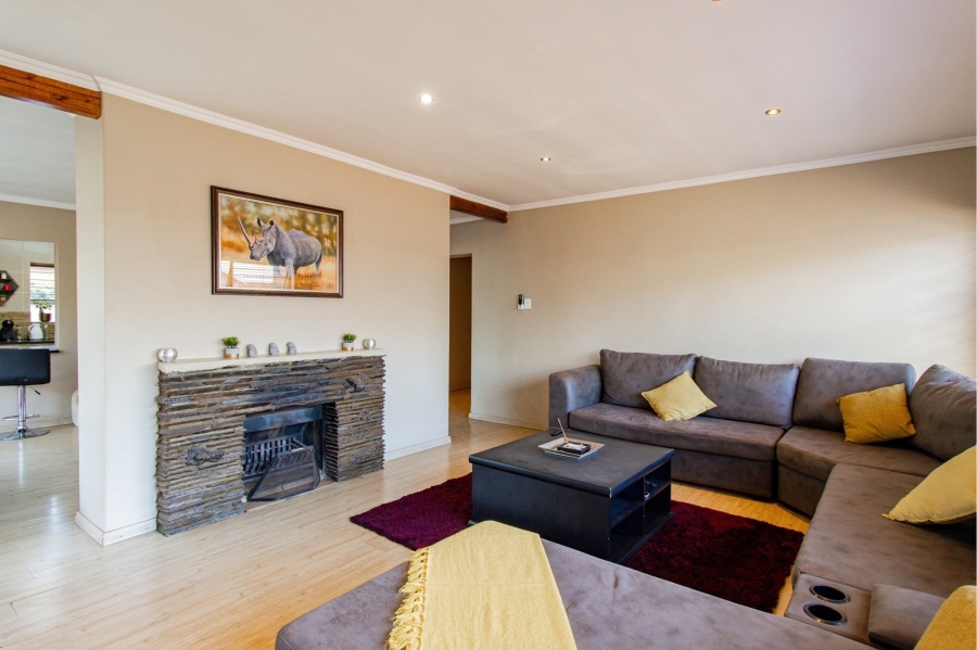3 Bedroom Property for Sale in Wierda Park Gauteng
