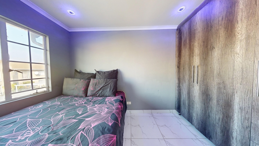2 Bedroom Property for Sale in Ravenswood Gauteng