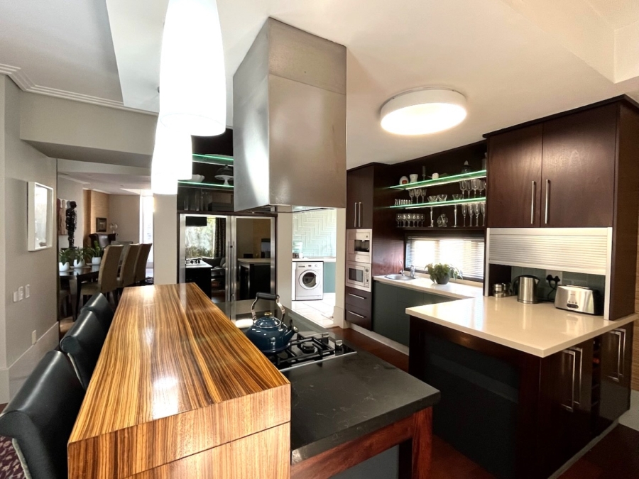 4 Bedroom Property for Sale in Dunkeld West Gauteng