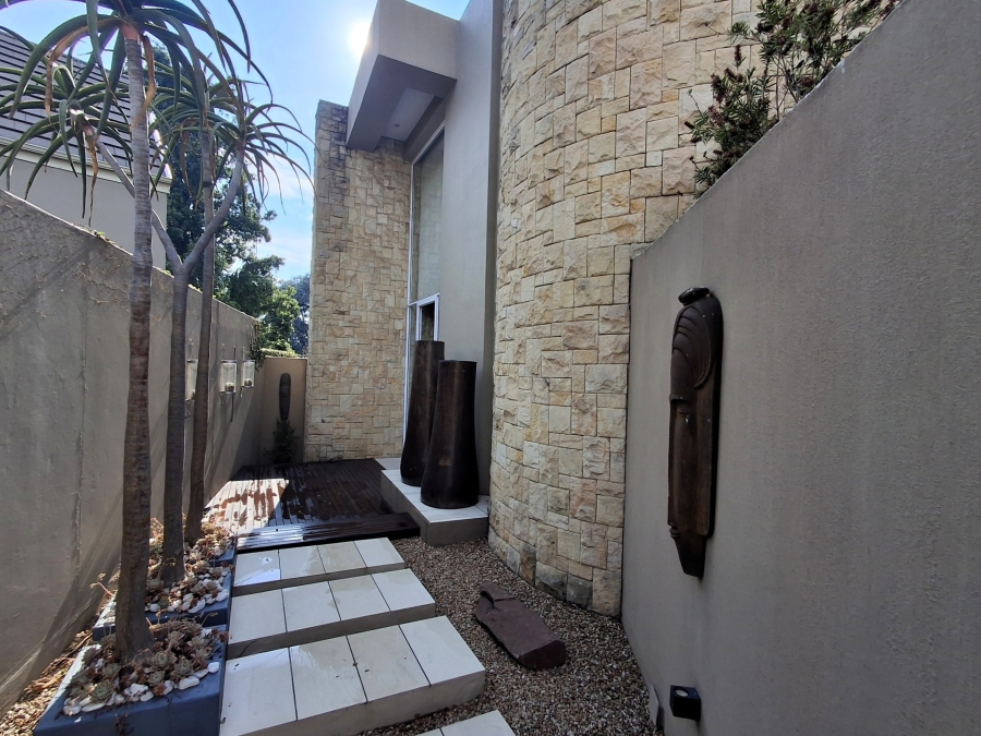 4 Bedroom Property for Sale in Dunkeld West Gauteng