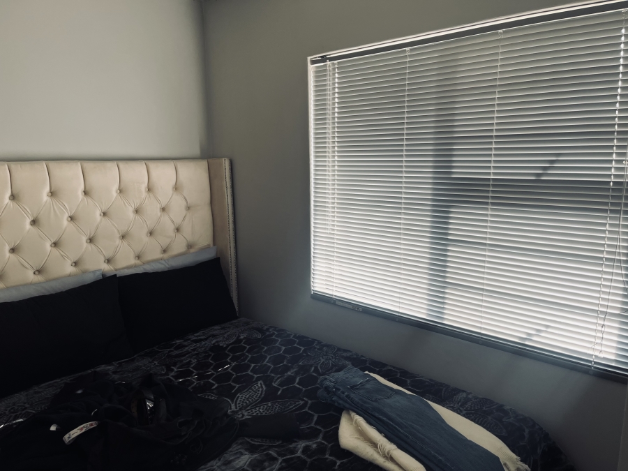 To Let 2 Bedroom Property for Rent in South Hills Gauteng