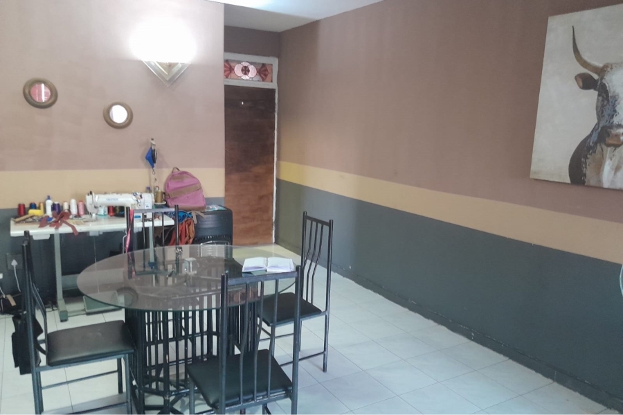 2 Bedroom Property for Sale in Kew Gauteng
