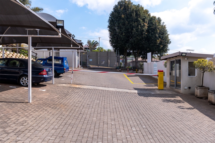3 Bedroom Property for Sale in Bedford Gardens Gauteng