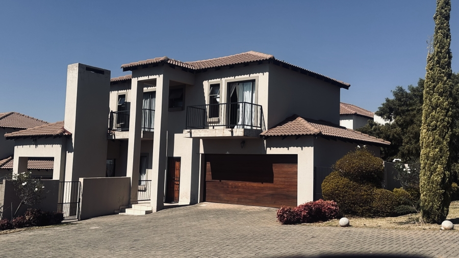 To Let 3 Bedroom Property for Rent in Thatchfield Hills Gauteng