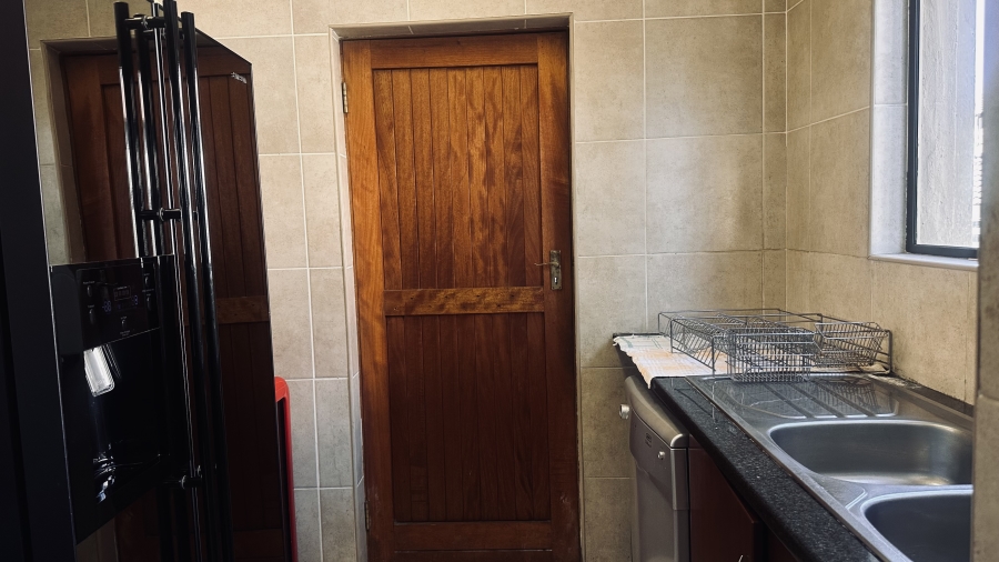 To Let 3 Bedroom Property for Rent in Thatchfield Hills Gauteng
