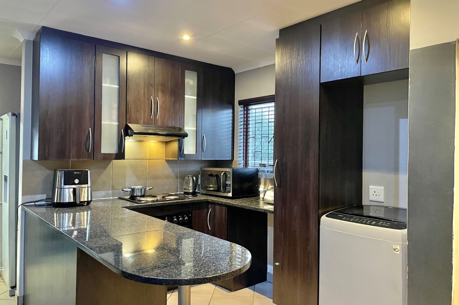 3 Bedroom Property for Sale in Rua Vista Gauteng