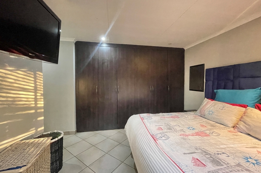 3 Bedroom Property for Sale in Rua Vista Gauteng