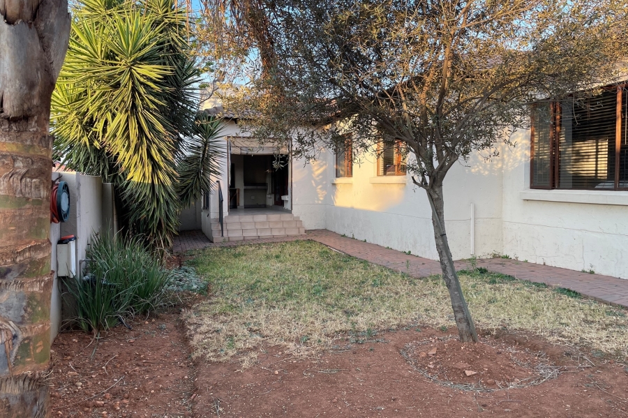 3 Bedroom Property for Sale in Rua Vista Gauteng