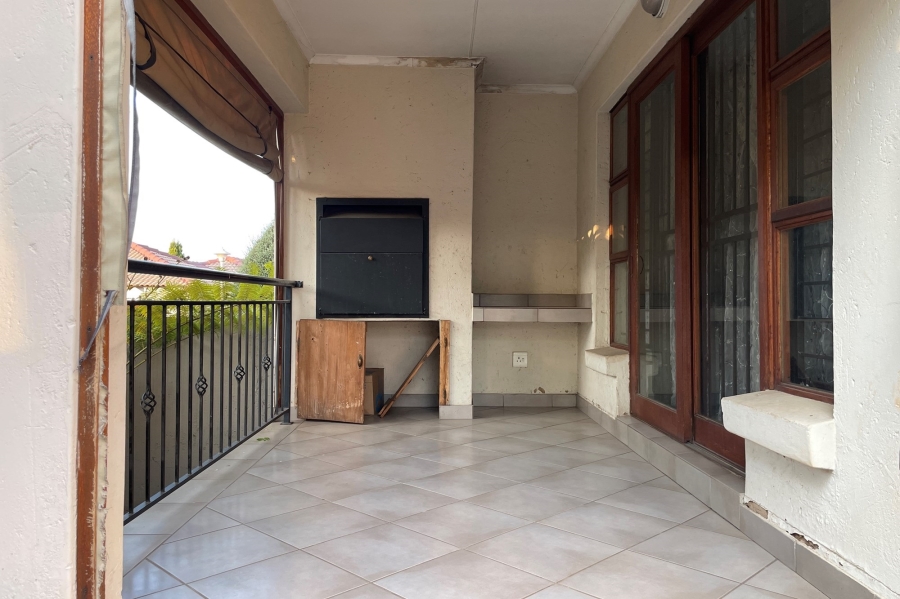 3 Bedroom Property for Sale in Rua Vista Gauteng