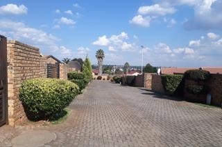 3 Bedroom Property for Sale in Groblerpark Gauteng