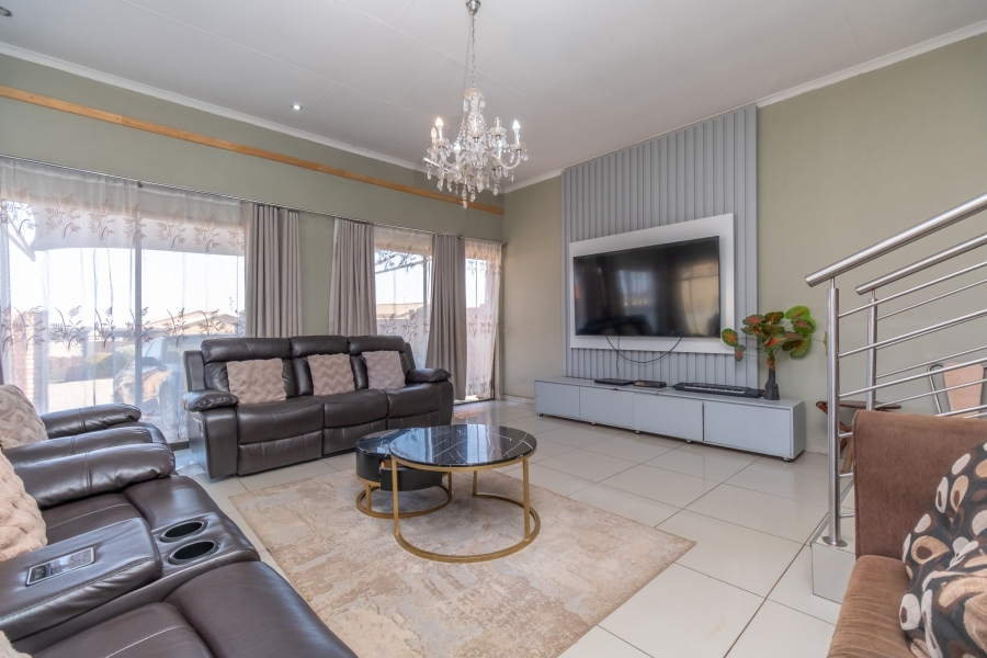 3 Bedroom Property for Sale in Groblerpark Gauteng