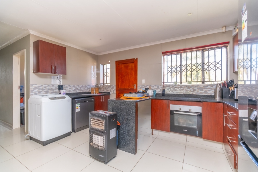 3 Bedroom Property for Sale in Groblerpark Gauteng