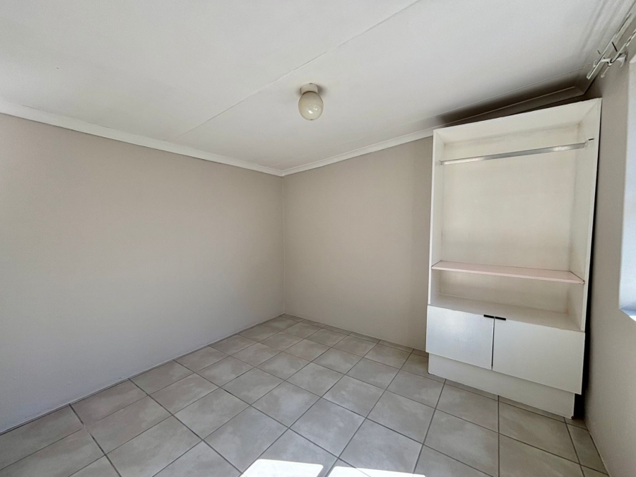 To Let 1 Bedroom Property for Rent in Johannesburg North Gauteng