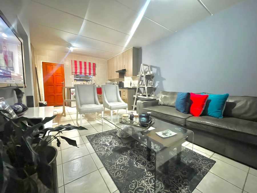 3 Bedroom Property for Sale in Wilgeheuwel Gauteng