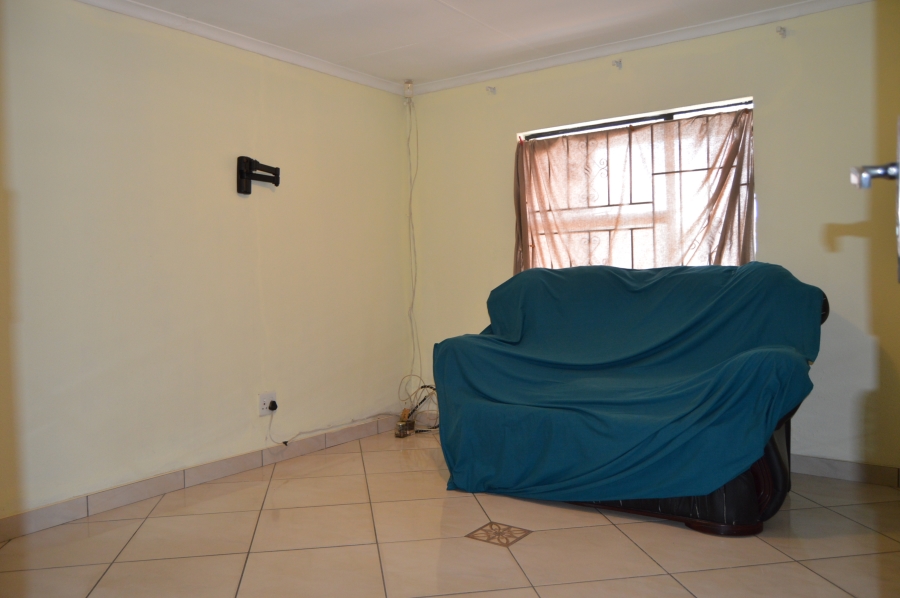 To Let 3 Bedroom Property for Rent in Riverlea Gauteng