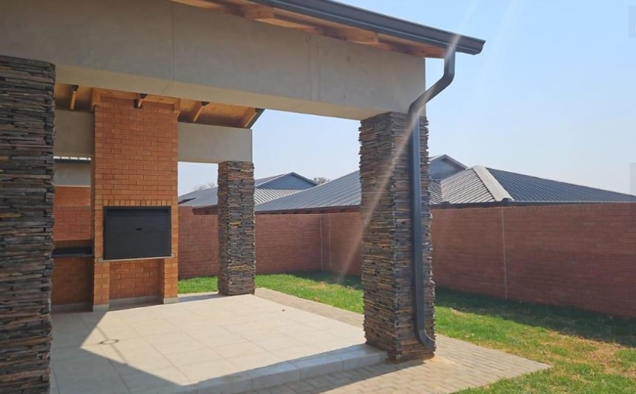 3 Bedroom Property for Sale in Six Fountains Residential Estate Gauteng