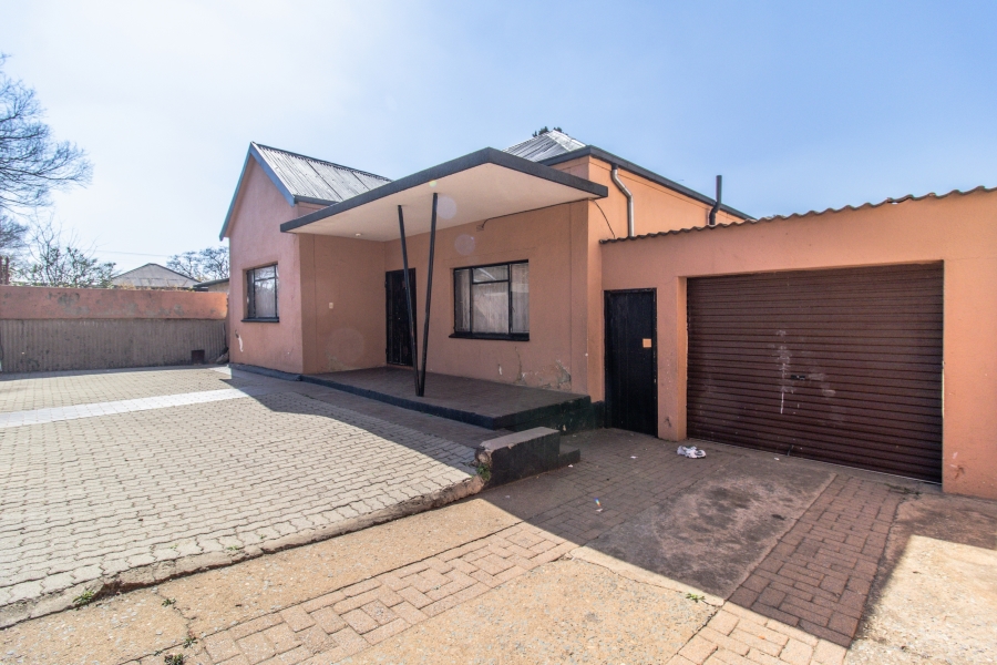 9 Bedroom Property for Sale in Rosettenville Gauteng