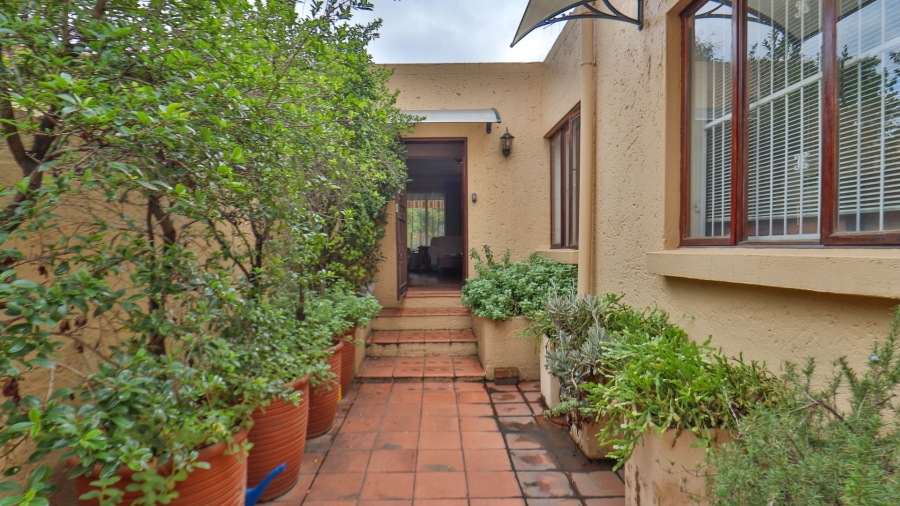 3 Bedroom Property for Sale in Fourways Gauteng