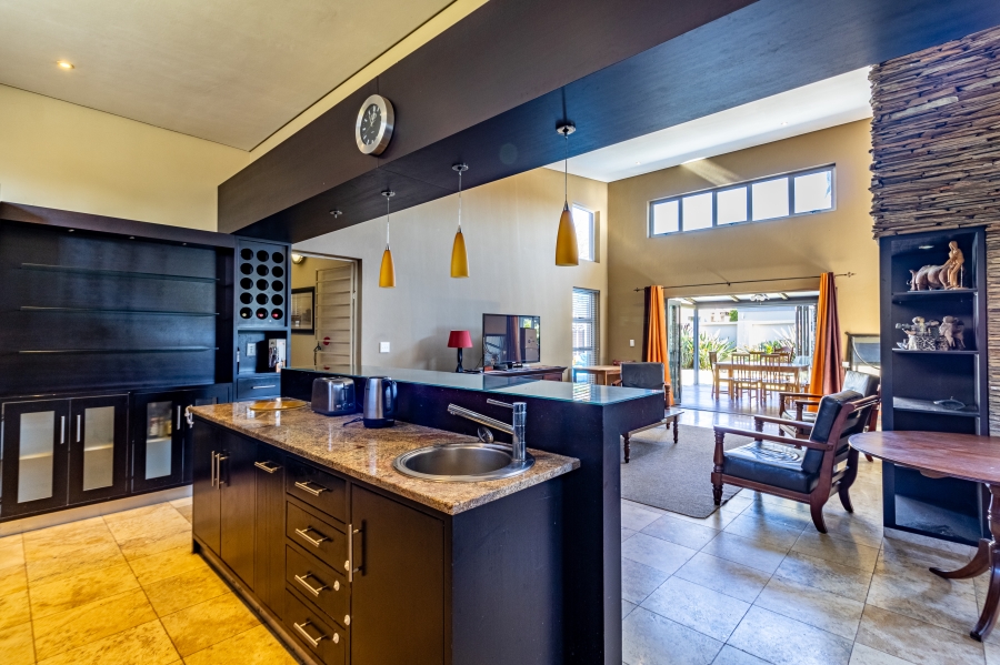 To Let 4 Bedroom Property for Rent in Willow Acres Gauteng