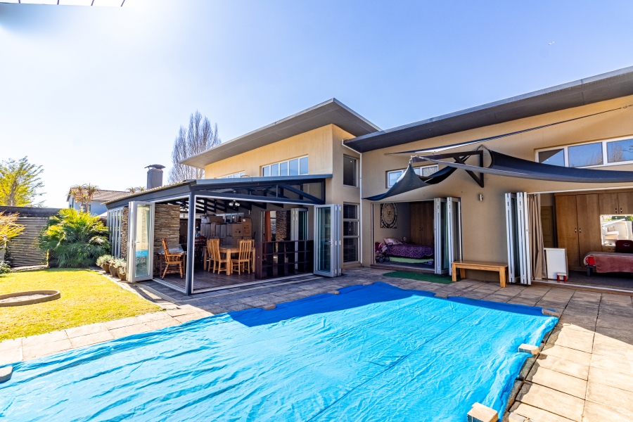 To Let 4 Bedroom Property for Rent in Willow Acres Gauteng