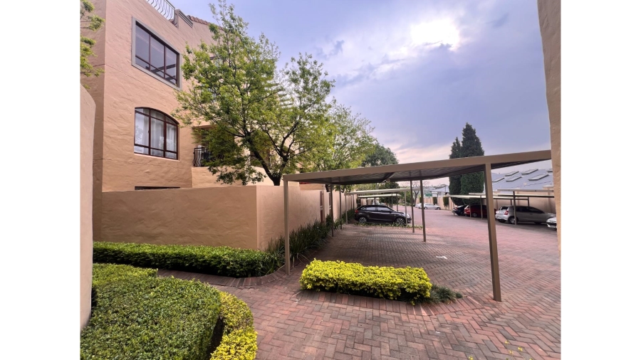 0 Bedroom Property for Sale in Lonehill Gauteng