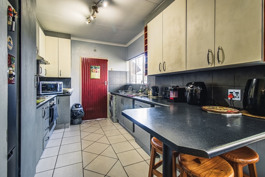 3 Bedroom Property for Sale in Croydon Gauteng