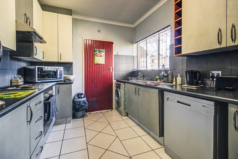 3 Bedroom Property for Sale in Croydon Gauteng