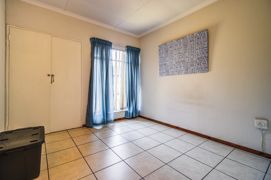 3 Bedroom Property for Sale in Croydon Gauteng