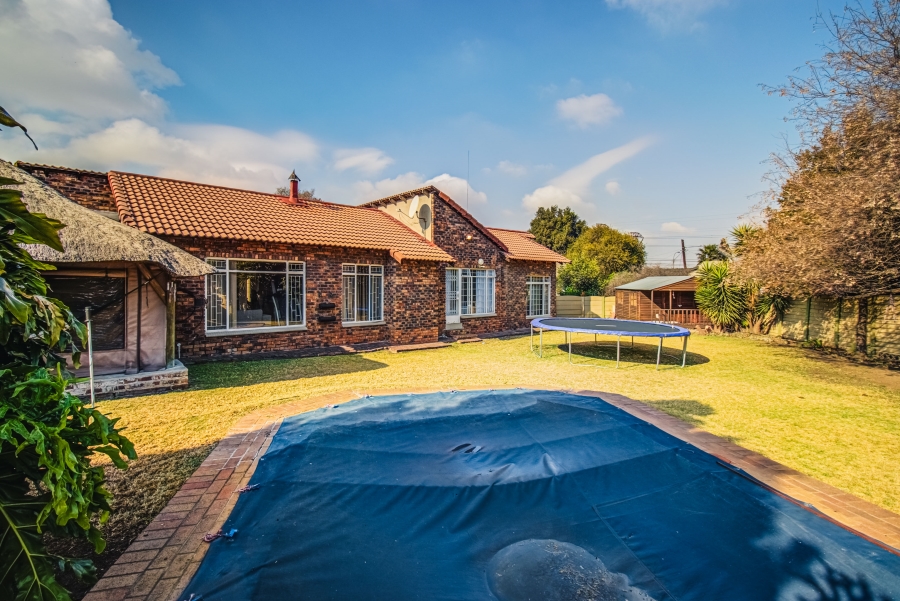 3 Bedroom Property for Sale in Croydon Gauteng