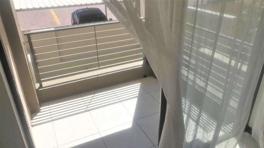 To Let 1 Bedroom Property for Rent in Sunninghill Gauteng