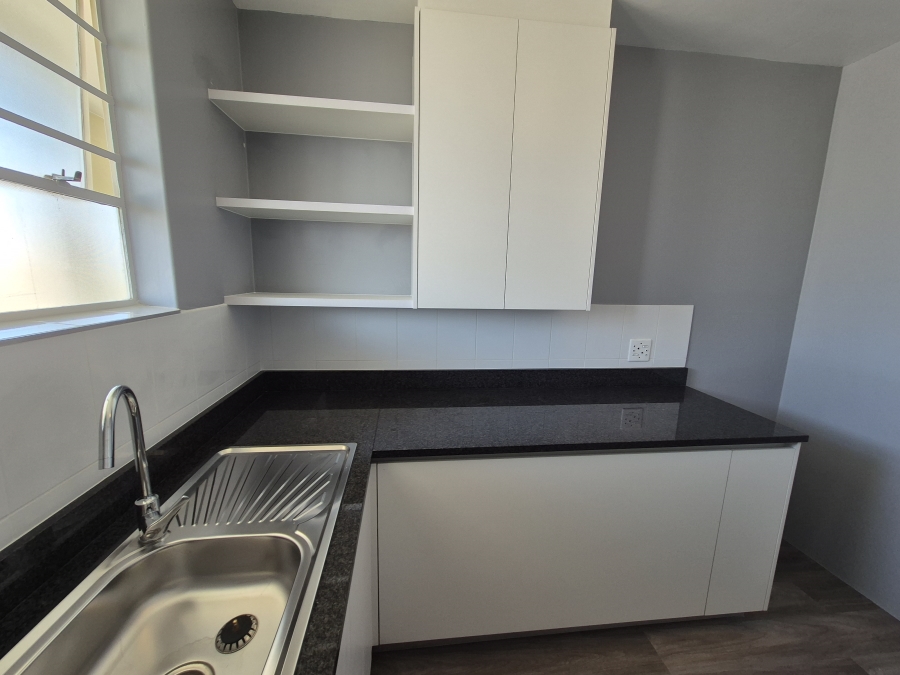 To Let 1 Bedroom Property for Rent in Bedford Gardens Gauteng