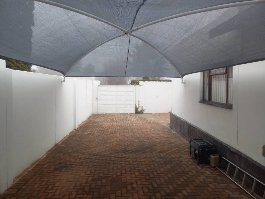 3 Bedroom Property for Sale in Selection Park Gauteng