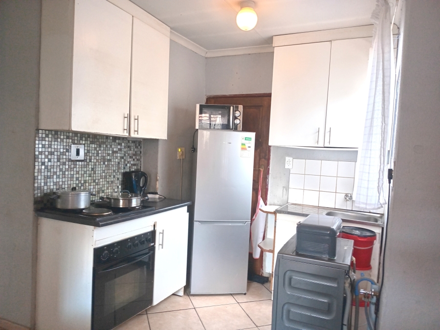 3 Bedroom Property for Sale in Clayville Gauteng