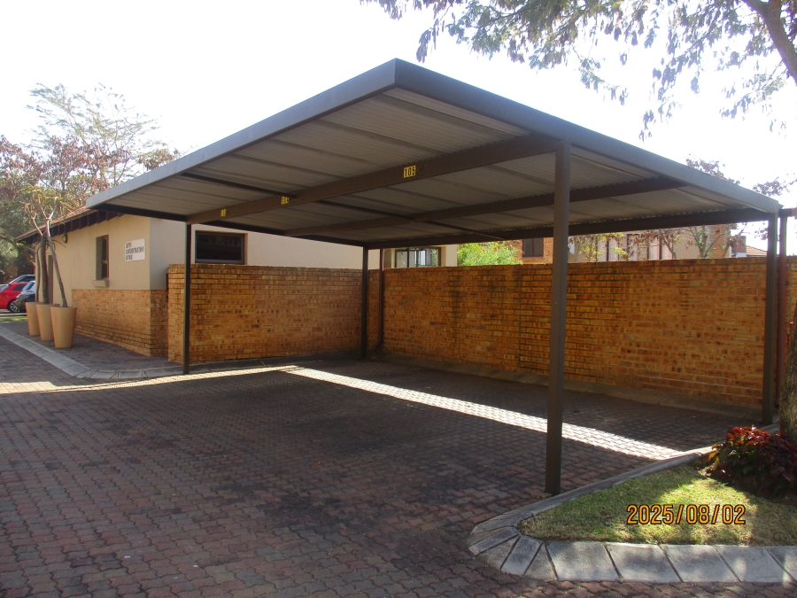 To Let 2 Bedroom Property for Rent in Carlswald Gauteng