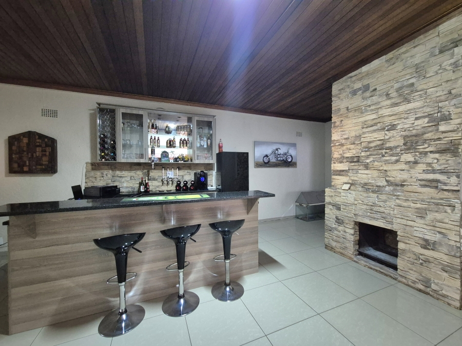 3 Bedroom Property for Sale in Kenleaf Gauteng