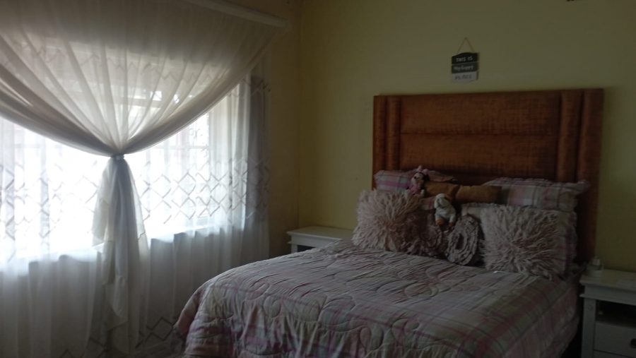 To Let 3 Bedroom Property for Rent in Elsburg Gauteng