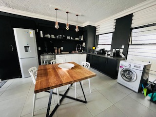2 Bedroom Property for Sale in Sandhurst Gauteng