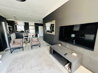 2 Bedroom Property for Sale in Sandhurst Gauteng